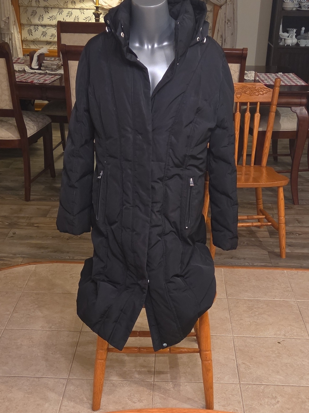Calvin Klein Women’s XL Black Long Hooded Full Zip Duck Down Lined Puffer Jacket